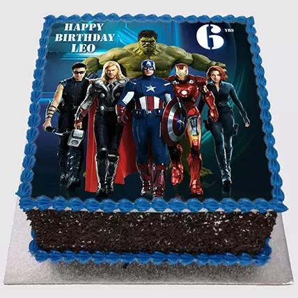Super avengers cake